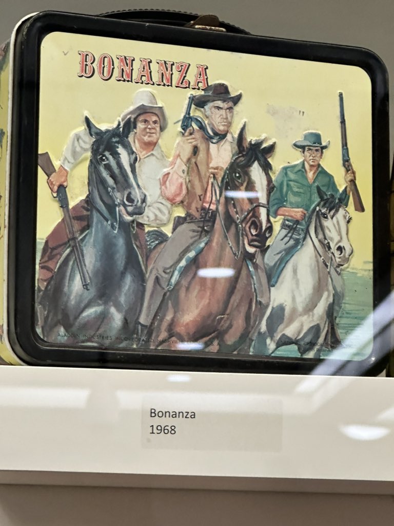 PeterAkeley's tweet image. If your lunch box is harder than this gtfo.