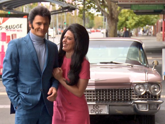 Elvis & Priscilla spotted in Grote Street. What are they doing here? @7NewsAdelaide at 6pm.