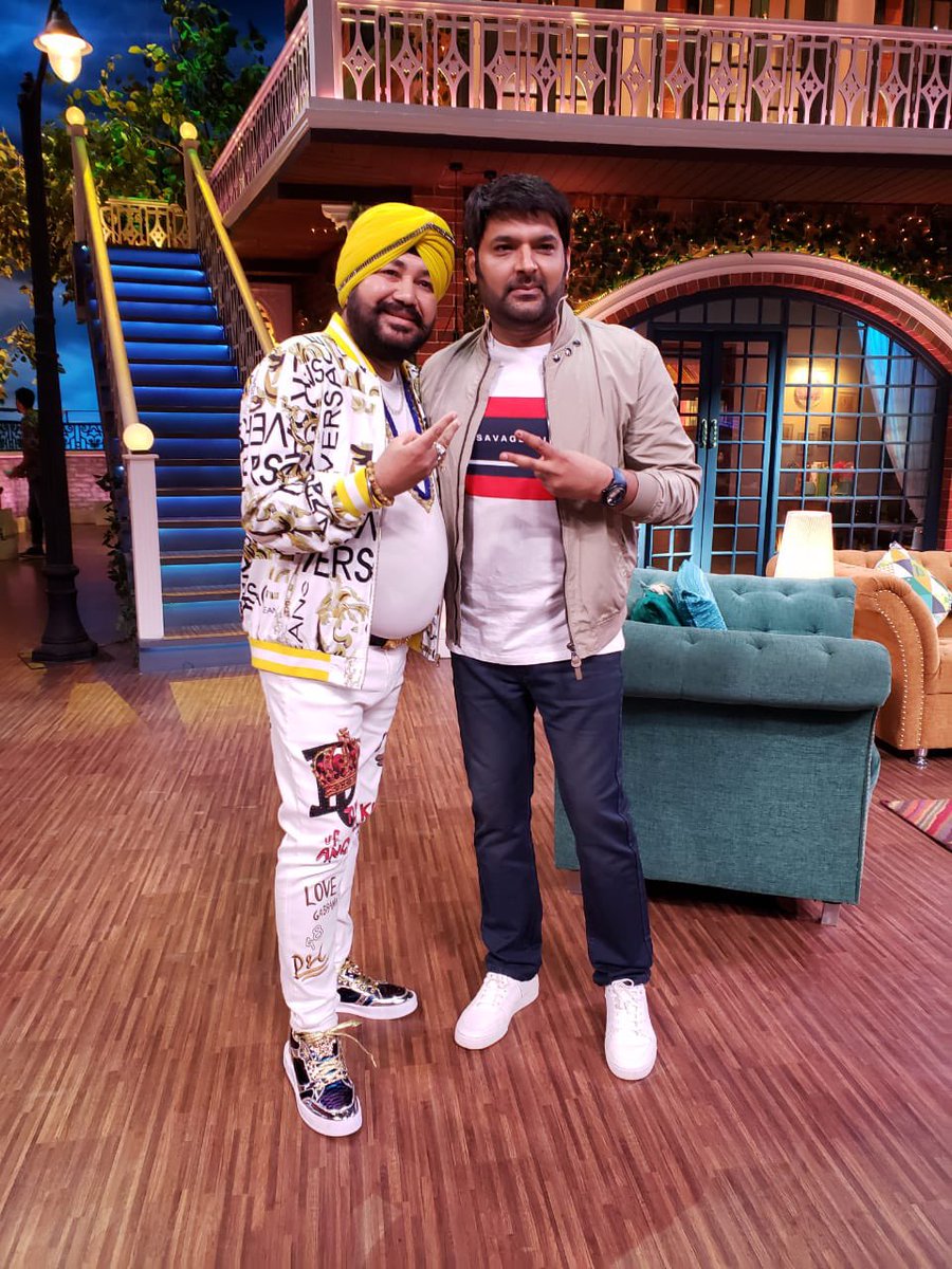 Janamdin diyaan bohot bohot mubarakaan @KapilSharmaK9 Bhaji. Hasde Hasaande Raho. 😀 Patshah Ji Chardi Kala Vich Rakhan. ✨ Rab Rakha 🙏🏻 #HappyBirthday