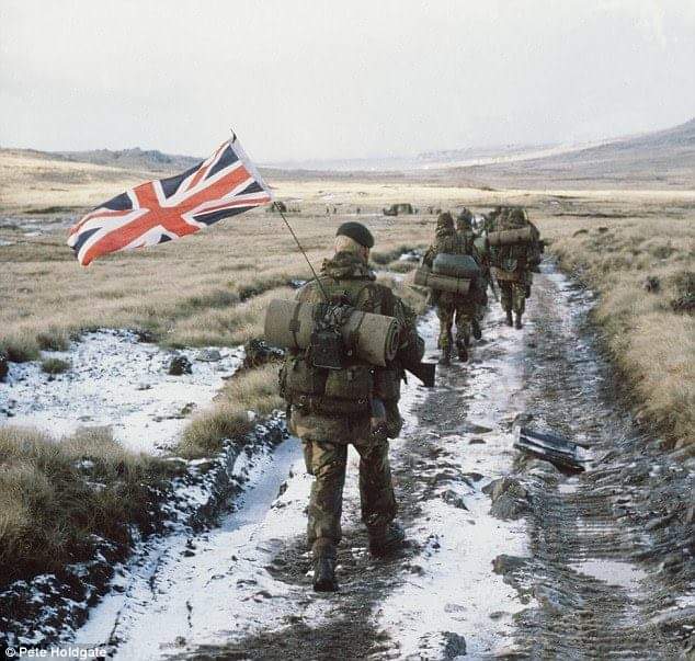 2nd april 1982. a war we won't forget.. and many still carry the scars.. 💔🇬🇧