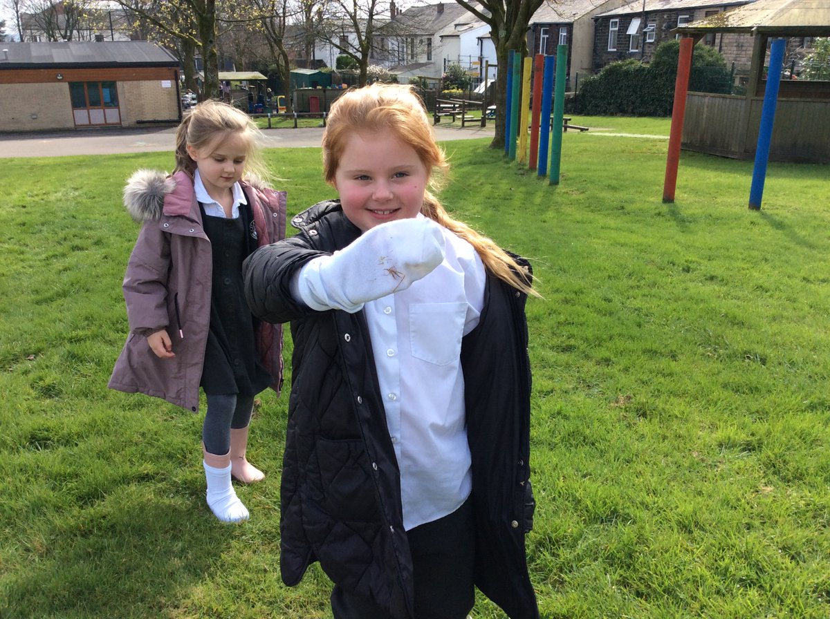 🌱 To finish off our Plants topic, Year 2 looked at plant reproduction and the different types of seed dispersal. We made our own paper 'seeds' and then went outside to see which would be dispersed furthest by the wind #CommittedToExcellence #watergrovetrust #providingmore