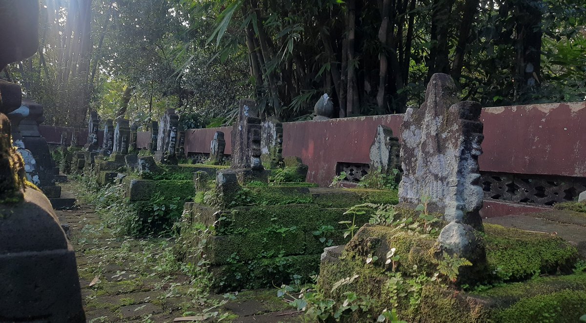 Pelarian Majapahit di Moyudan

=== utas ===