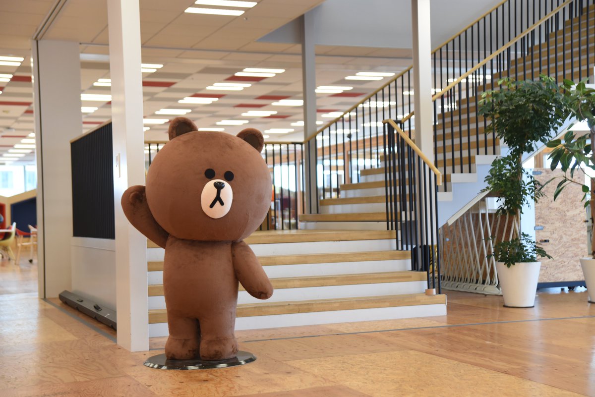 lycorprecruitj's tweet photo. 4月1日、LINEヤフー2024年度入社の新卒入社式を行いました。LINEヤフーとしての新卒入社1期生となります。当日はCEOの出澤、CPOの慎が出席しての祝辞・Q&amp;Aセッションを行いました。180名の新入社員のみなさん、これからどうぞよろしくお願いします！ https://t.co/aOg3q9VpNG