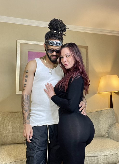 2 pic. Cummming soon to our sites ??? @FlightLifeMars3 https://t.co/3z2Xs4PKBr