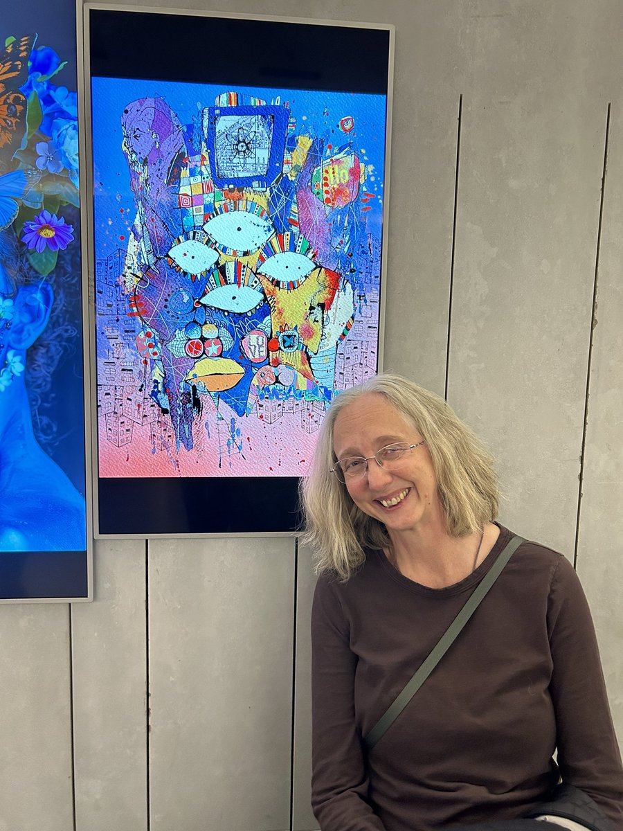 yelojoquemira's tweet image. 🔥🔥🔥

…my artwork 'ENCUENTRO DE ALMAS' is now being exhibited 

at @thecanvasglobal on the event organized by @OneLoveArtDAO! !

… and my wonderful colleagues @SoulplayClayNFT sent me this beautiful photo...

thank you so much fam for bringing me a little piece of the…