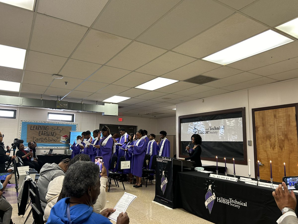 Southwest Career & Technology Center (@southwestctc1) on Twitter photo We had a beautiful National Technical Honor Society (NTHS) program last week! Thanks to Counselor Shawanna Tompkins for organizing this event and to <a href="/BrianHarris/">BrianHarris</a>, City of Memphis, Director of Youth Services, for being our guest speaker. To our parents and honorees, Congrats!🎊 We had a beautiful National Technical Honor Society (NTHS) program last week! Thanks to Counselor Shawanna Tompkins for organizing this event and to <a href="/BrianHarris/">BrianHarris</a>, City of Memphis, Director of Youth Services, for being our guest speaker. To our parents and honorees, Congrats!🎊