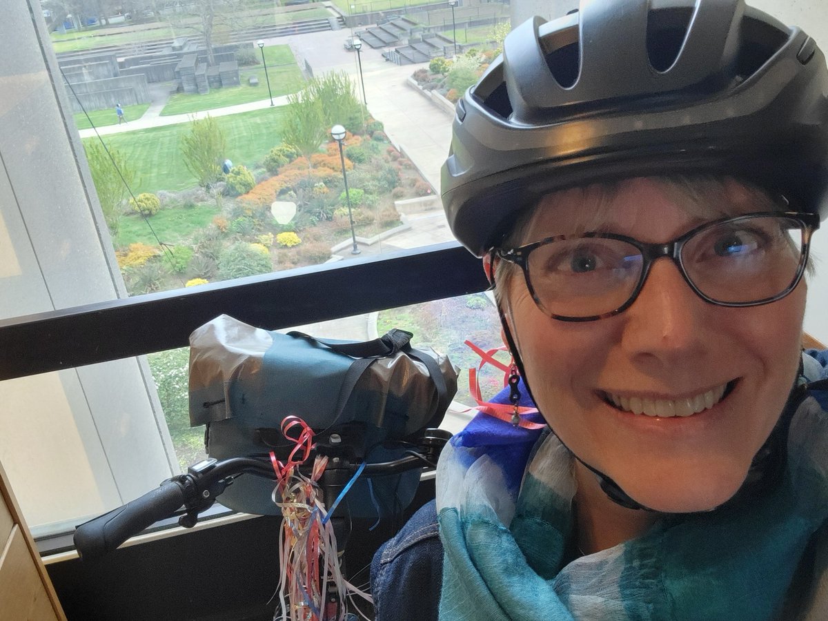 BarbChamberlain's tweet photo. Day 1 #30DaysOfBiking: To work, with my indoor parking that provides a view of WA state capitol; home via downtown and along Budd Bay Inlet with sunshine creating my #BikeShadow to keep me company on my breezy ride.
#cycling #BikeEverywhere #BicyclesChangeLives #BikeLove #BikeOLY https://t.co/hHDaLfpLo9