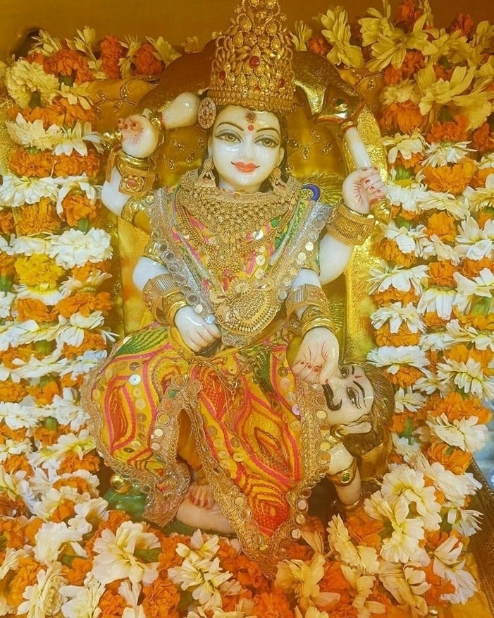 baglamukhipuja's tweet photo. हमें प्रपत्तिभाव से सदैव माँ बगलामुखी का शरणागत बनना चाहिए। माँ सदैव अपने भक्तों की बुरी शक्तियों से रक्षा करती हैं। https://t.co/rfKEStm0bS