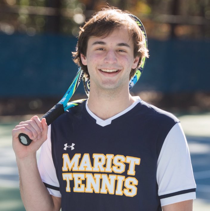 TheRealAYang's tweet photo. @VinegarLocks Did y’all see this guy in his prime?? #tennisballs https://t.co/376GsiTMGJ