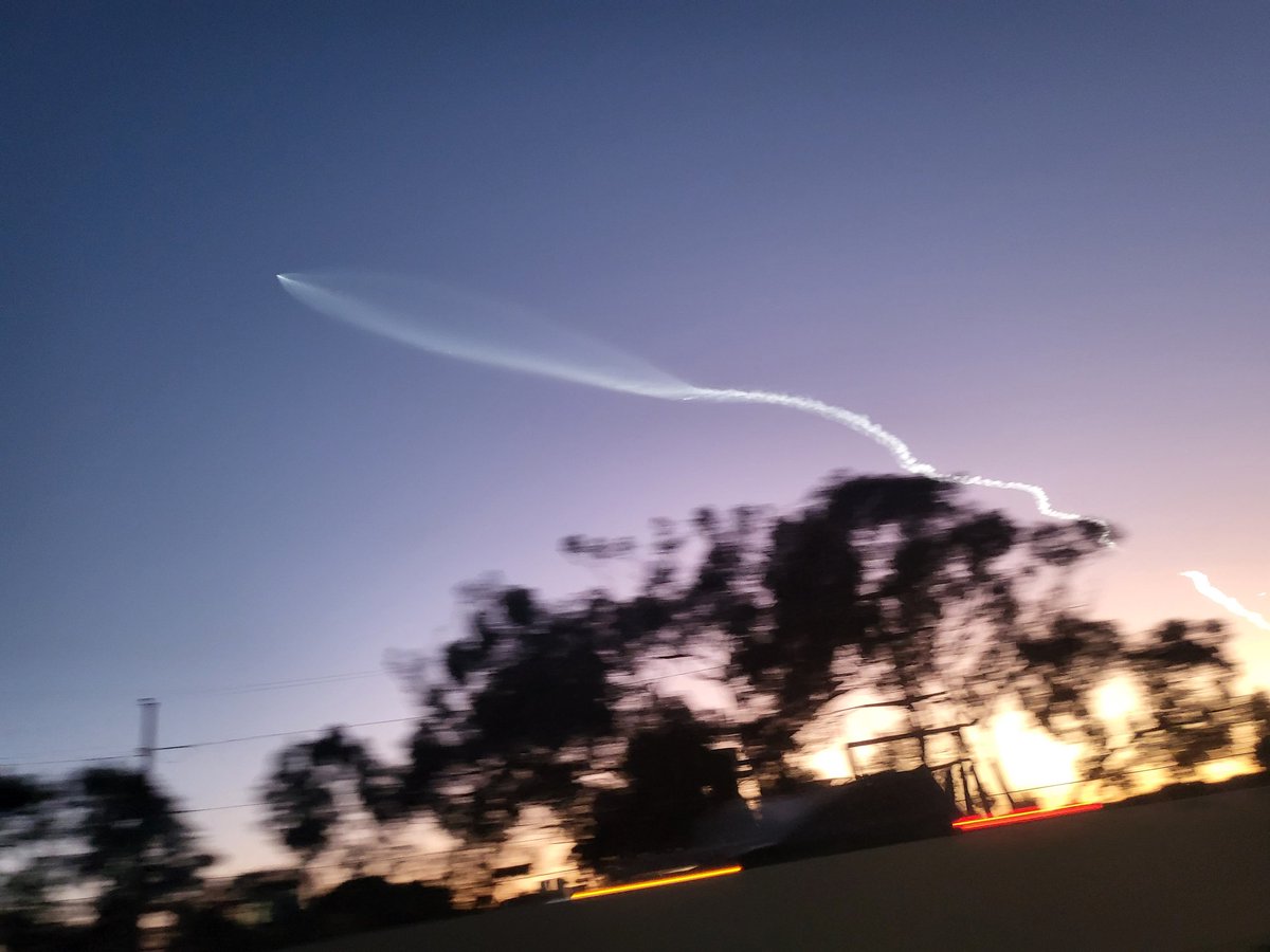 what I've just seen? 🚀???

#socal #california 
#spacex #spacexlaunch ???
#rocket ?
#marscolonization ??? 
#ufo ?