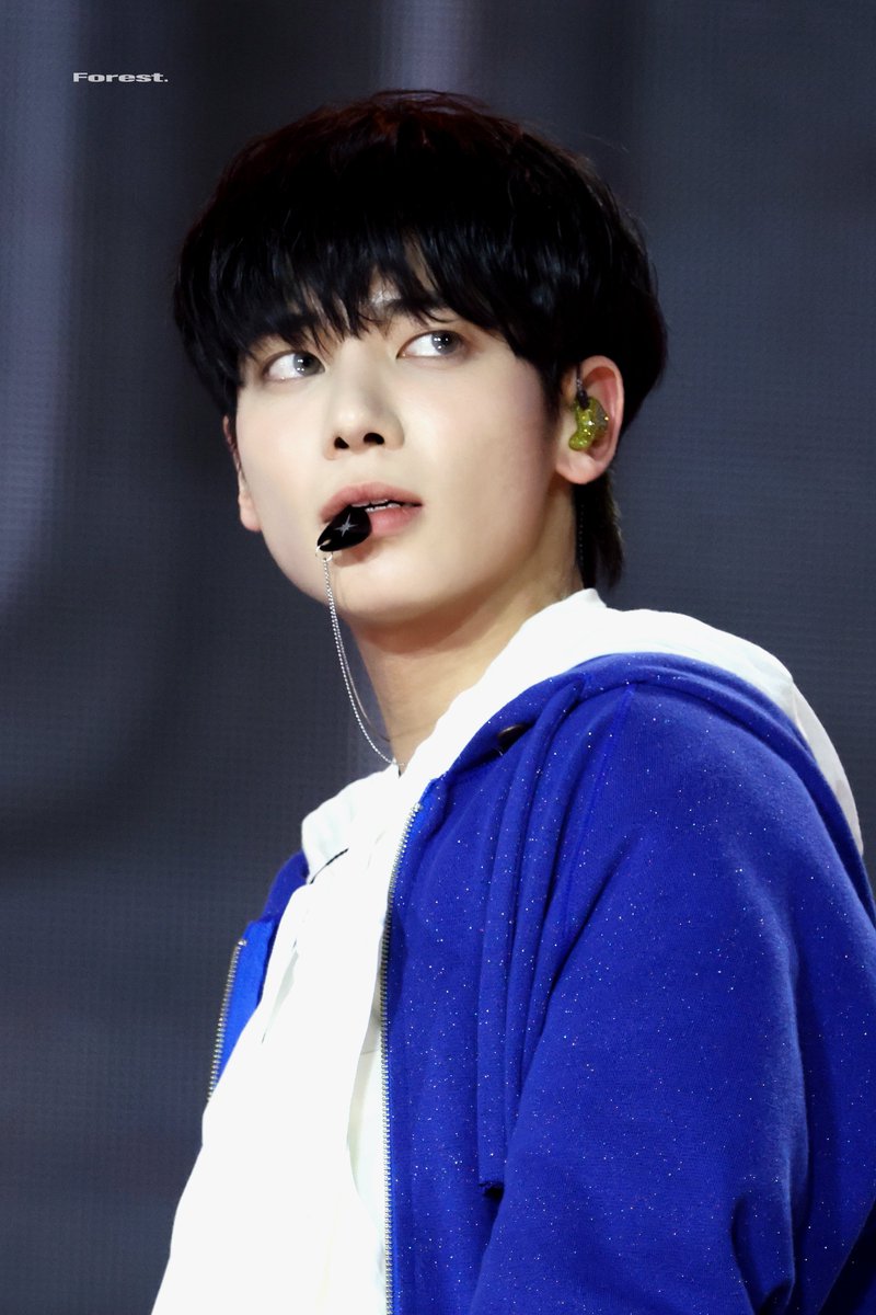 ur__forest's tweet photo. 230401 투모로우 쇼케이스

#태현 #TAEHYUN #TXT https://t.co/Z14taMUBIu