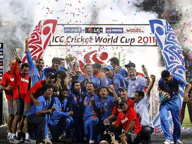 Still get goosebumps thinking about that historic moment in 2011 when we lifted the World Cup 🏆 Incredible memories with an amazing team! #2011WorldCup #TeamIndia 🇮🇳