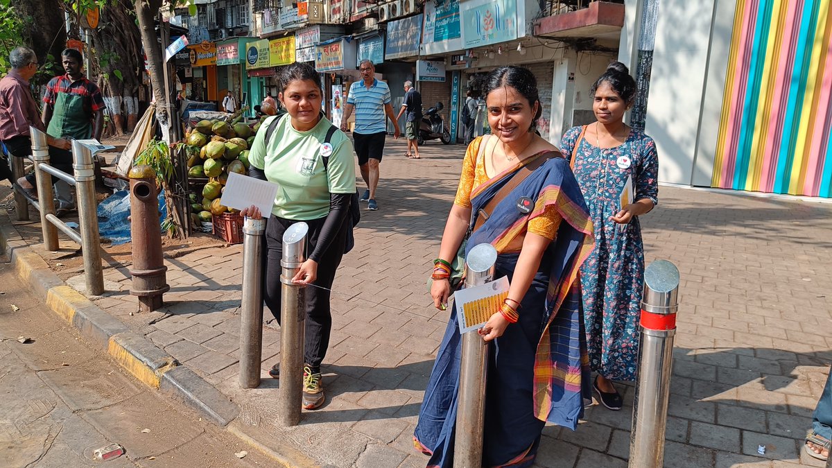 walkingproject's tweet image. You must have seen this string being held by our participants at various locations in our last walk, Curious why?
The string is 900mm long. IRC 103(2012) mandates at least one bollard pair must have a spacing of 900mm to allow wheelchair access.
#WalkingProject #CommunityWalk