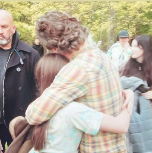 yourgrimes's tweet photo. that's his kid you don't get it😭 https://t.co/8hMrfnf7UB