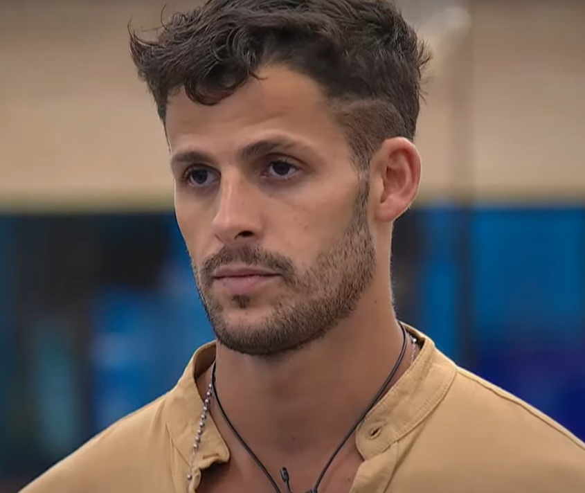 gh2022ok's tweet photo. JOEL ELIMINADO DE GRAN HERMANO (OTRA VEZ) https://t.co/gQHE1C296M
