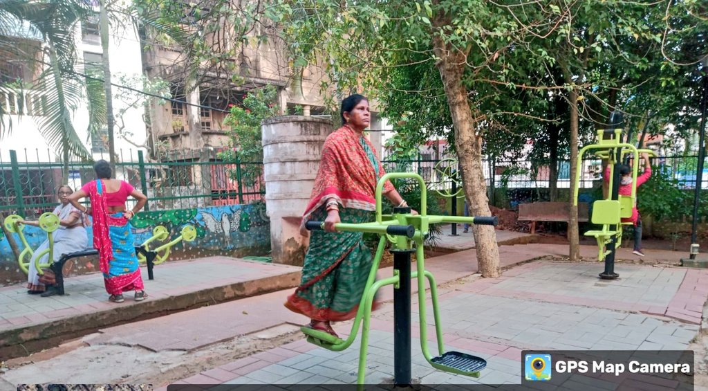 bmcbbsr's tweet photo. Morning in the city park.
Citizens perform their fitness activities in the open, lush green environment of the park.
#BMCParks https://t.co/1dO4np06cD