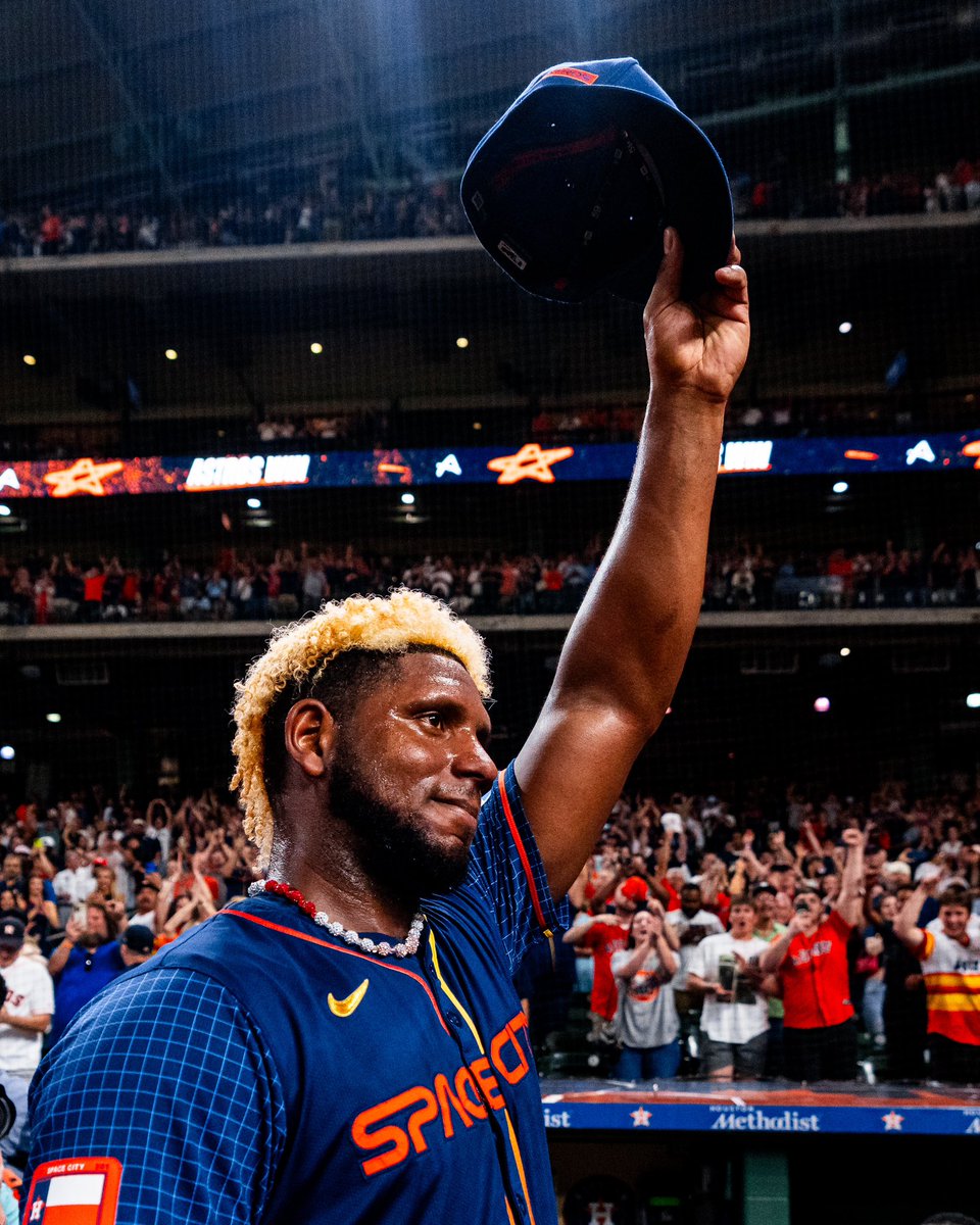 astros's tweet photo. Ronel Blanco 🤝 No-Hitter #Relentless https://t.co/k3MDZXeIOd