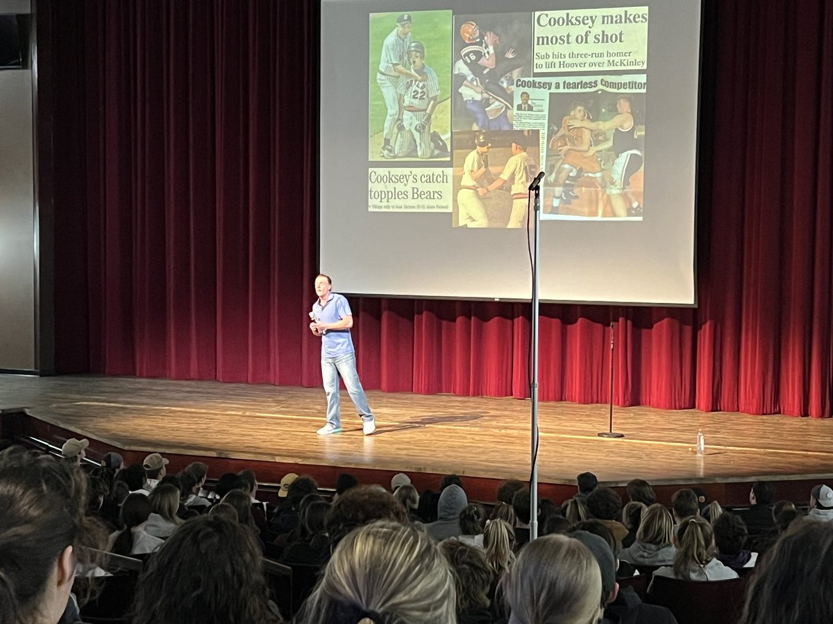 Aaron Cooksey provided <a href="/AlmaScots/">Alma College Scots</a> with a powerful message about choices tonight. Thank you <a href="/PlaidPosse/">Alma College SAAC</a> for arranging to bring Aaron to campus and for all that you do throughout the year!