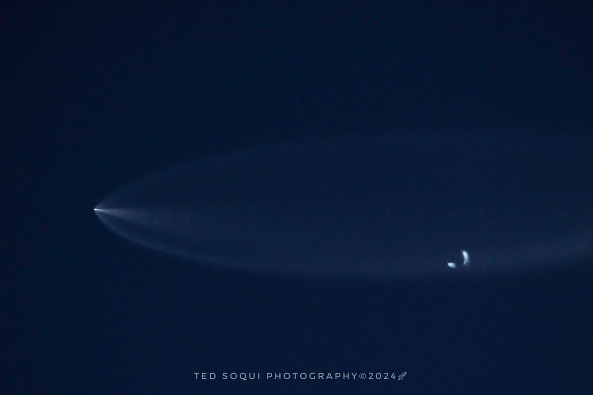 A SpaceX Falcon 9 rocket launched earlier this evening from the Vandenberg Space Force port in California. Flew southbound over the coast with 22 Starlink satelites. This view is from LA. #spacex #starlink #falcon9 #space