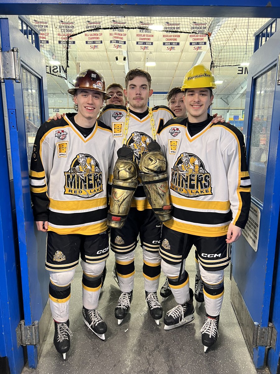 HARD HATS | Congratulations to our Evolution Mining Player of the Game Noah Tenney and our Fountain Tire Hardest Worker Kai Hughes. A special shout to the winner of the Golden Shinnies for the Nail gun of the series Gavin McIntosh. #MinerFamily | #TheHardWay⚫️⛏️🟡