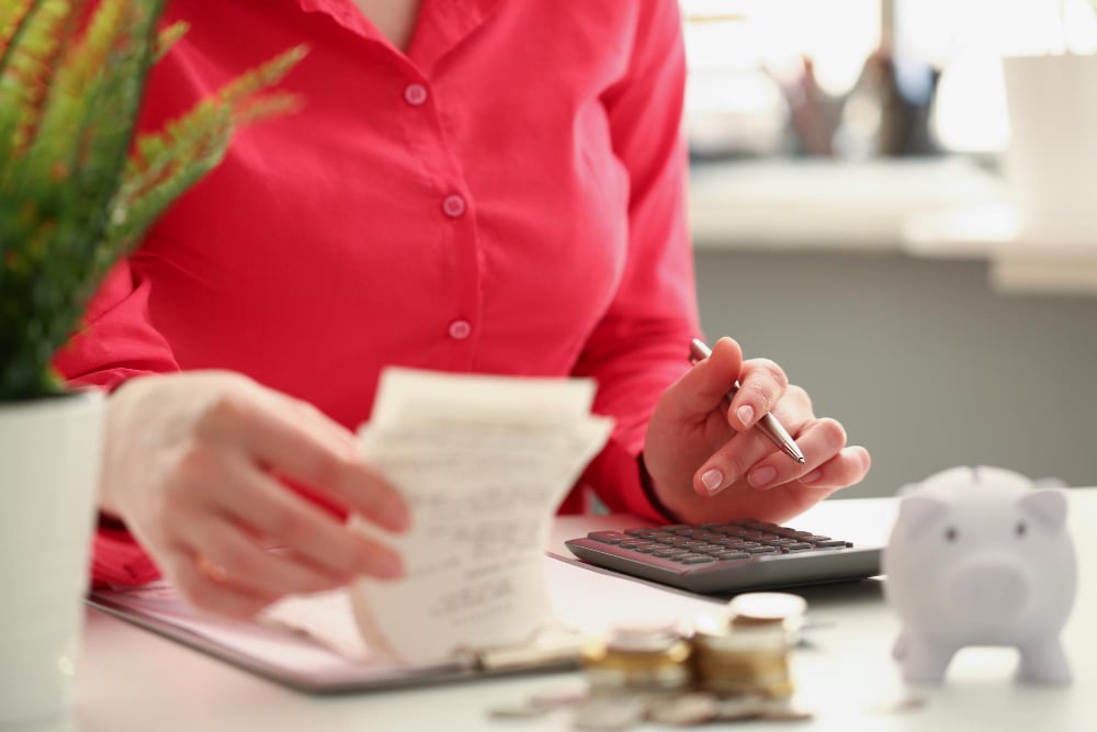 finanpp's tweet photo. ¿Conoces tu capacidad de endeudamiento? Revisa cómo calcularla https://t.co/F5Yuyhp7pe https://t.co/mU2WFNaGMU