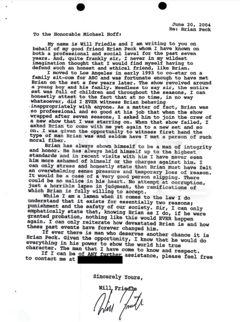 ComicsMeta's tweet photo. James Marsden (Cyclops from the original X-Men films) and Will Friedle (Batman Beyond) wrote letters (among many others) to the court to defend convicted rapist Brian Peck, who plead no contest to sexually assaulting a 15 year old boy. https://t.co/yaZvQQcIKn