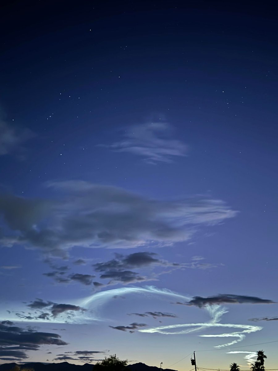 chuckbartons's tweet photo. @Andy_Tobin @elonmusk @SpaceX What it looked like from Bullhead City; I think that is what made it anyway. I am not sure where the spins came from. https://t.co/fvvgpakHKK