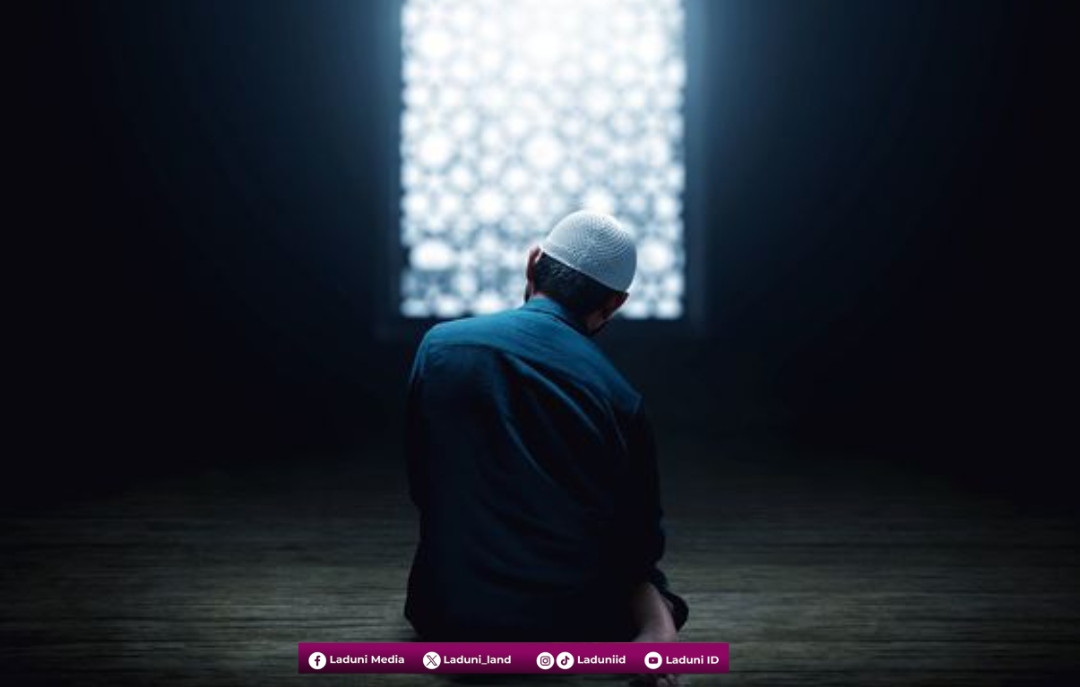Salam Sobat Ladunist,

Menjumpai lailatul qadar adalah harapan setiap orang muslim. Apa saja tanda-tanda orang yang telah berhasil bertemu dengannya? 

Yuk simak di sini⤵️
laduni.id/post/read/7176…

#Ramadan #puasa #LailatulQadar