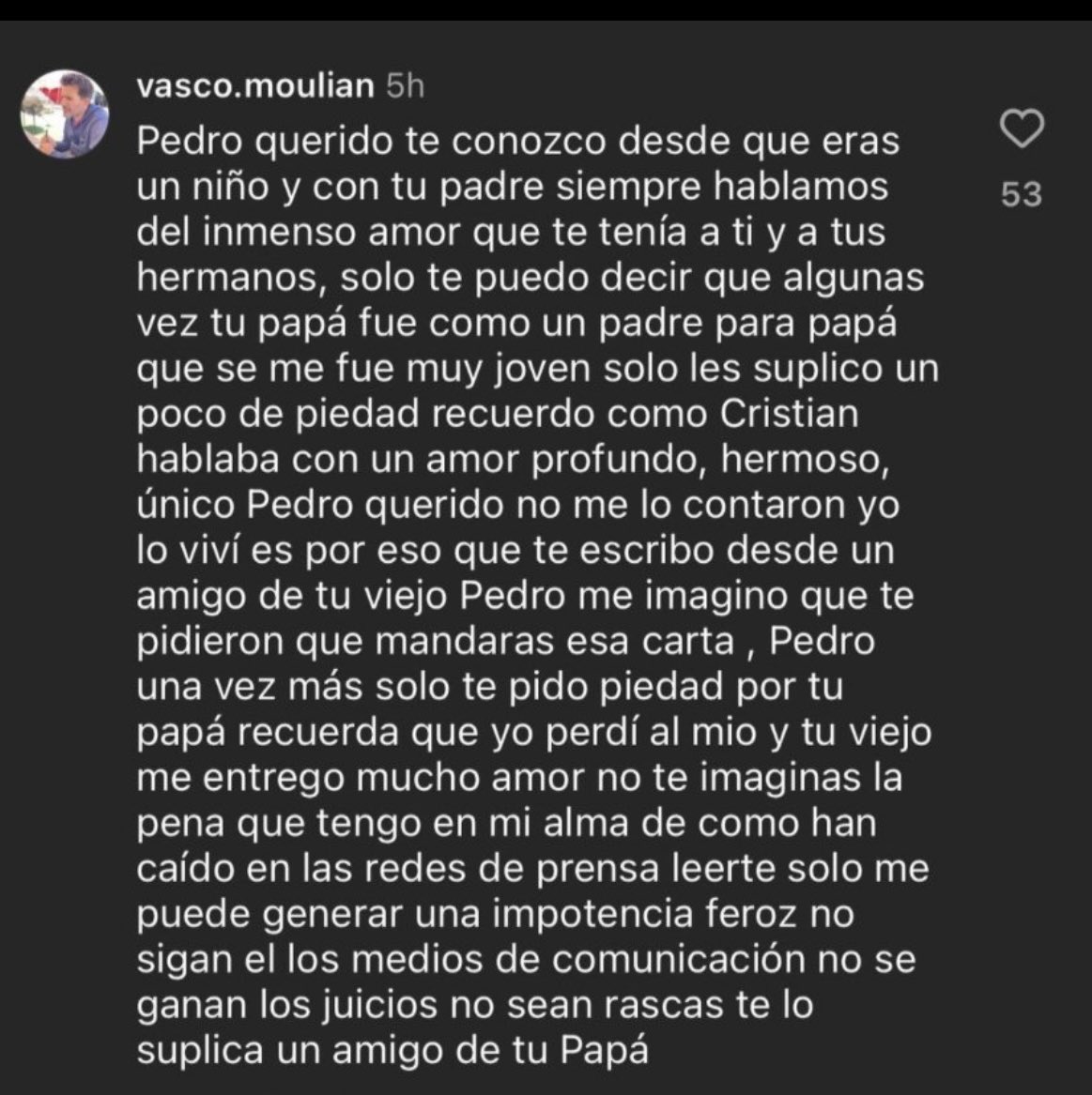 ThRealQueen's tweet photo. Hay ser humano aweonao y Vasco Moulian… además redacta como el loli. Caballero, haga un cursito de redacción antes de andar dando consejos tan estúpidos como éste. https://t.co/UxsYImDm3r