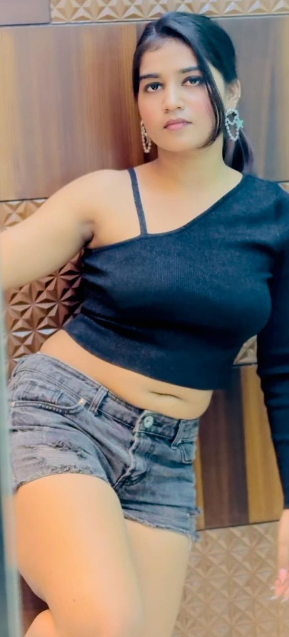 GKIlmddbMAAYdms?format=jpg&name=large