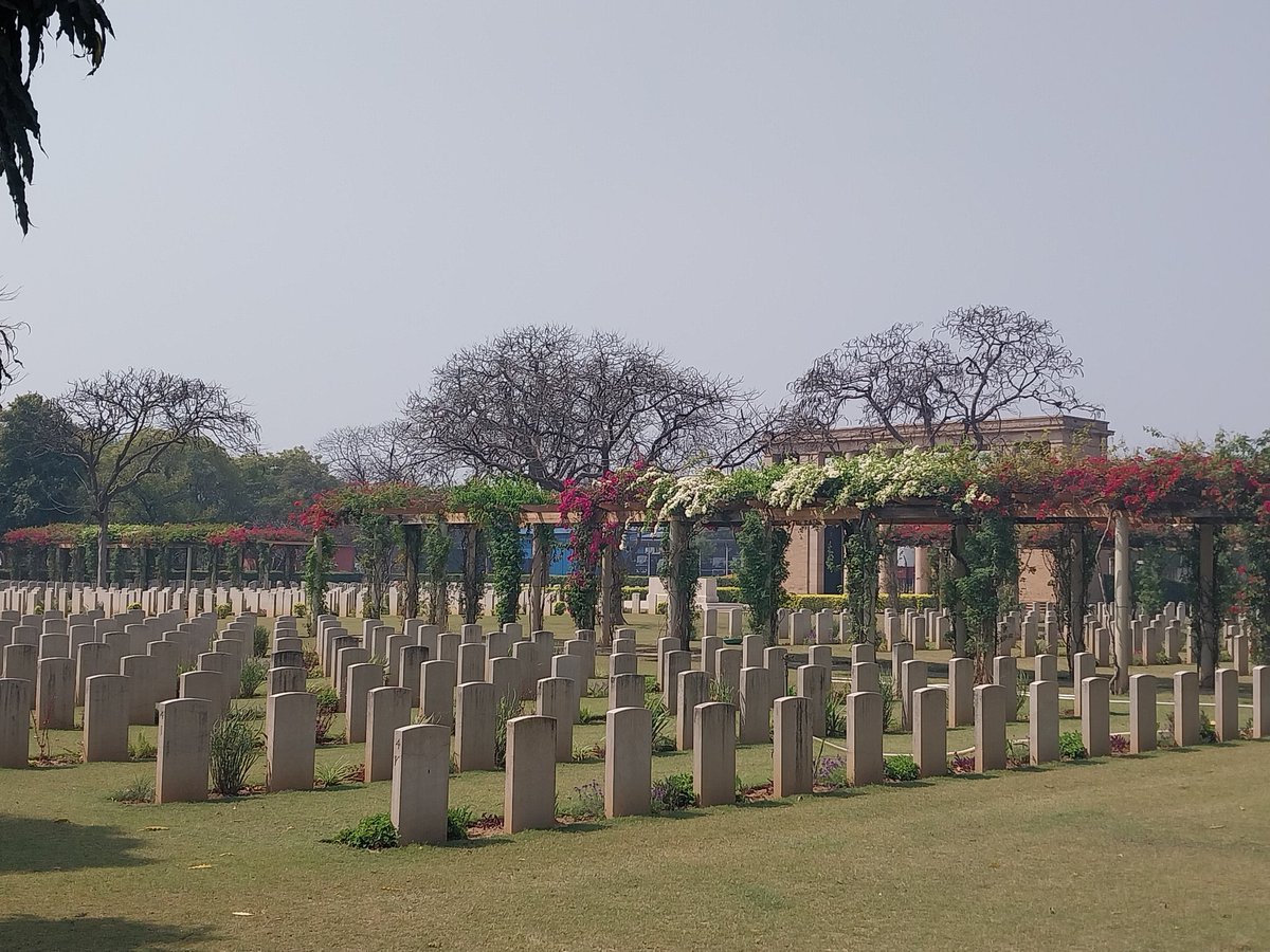 Delhi War Cemetery is all set for the ANZAC Day Ceremony.... @CWGC @AAPAComms