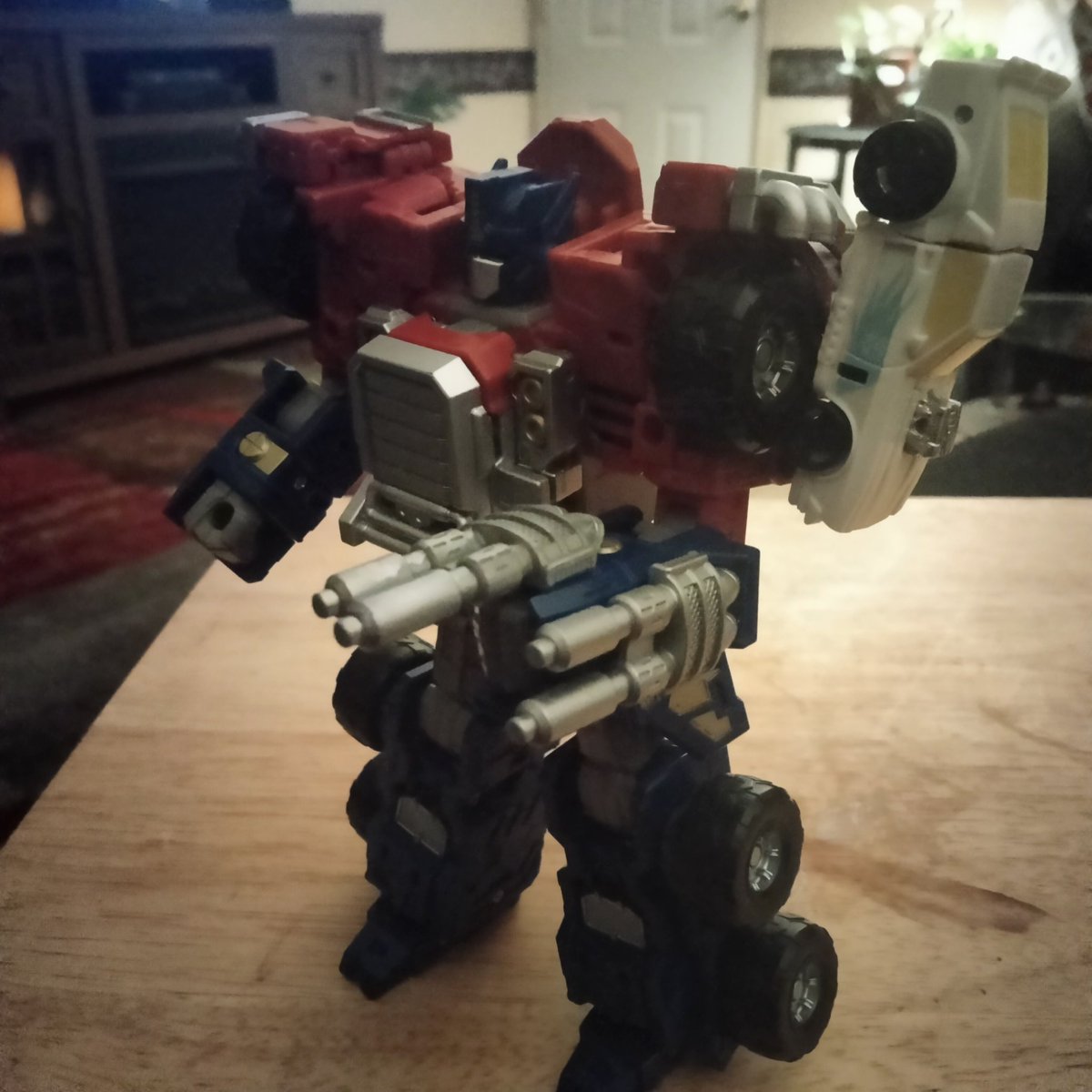 chosenhorse2's tweet image. The Hotrod Patrol make good minicons for Optimus Prime & Hot Shot. #TransformersEarthrise #TransformersArmada #Micromasters #Minicons #Autobots