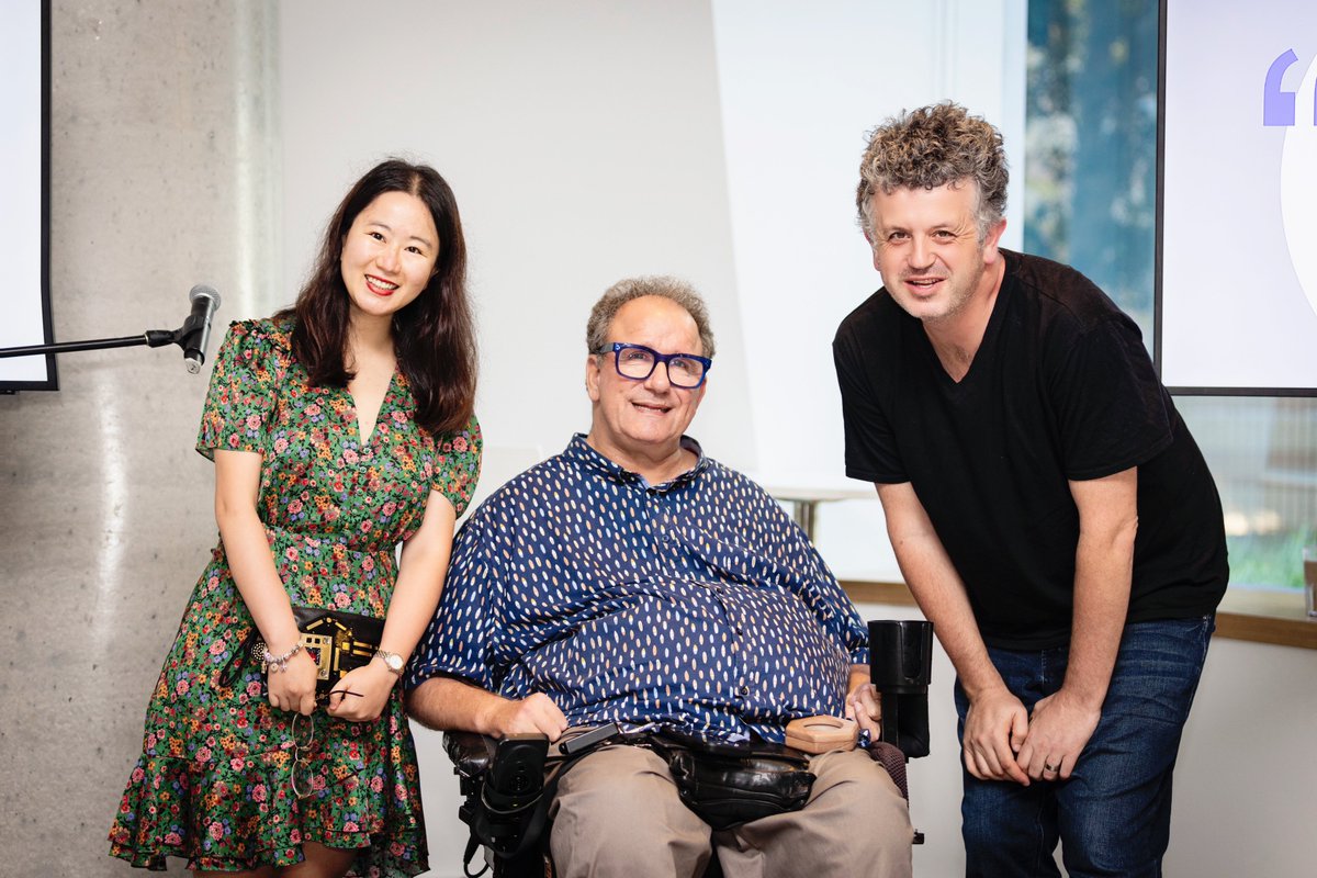 We were delighted to celebrate the outstanding achievements of Professor Simon Darcy, who was honoured with the Chancellor’s Medal for Research Excellence @simon_darcy @ProfCarlRhodes @bronwendalton1 @KyoungheeYu