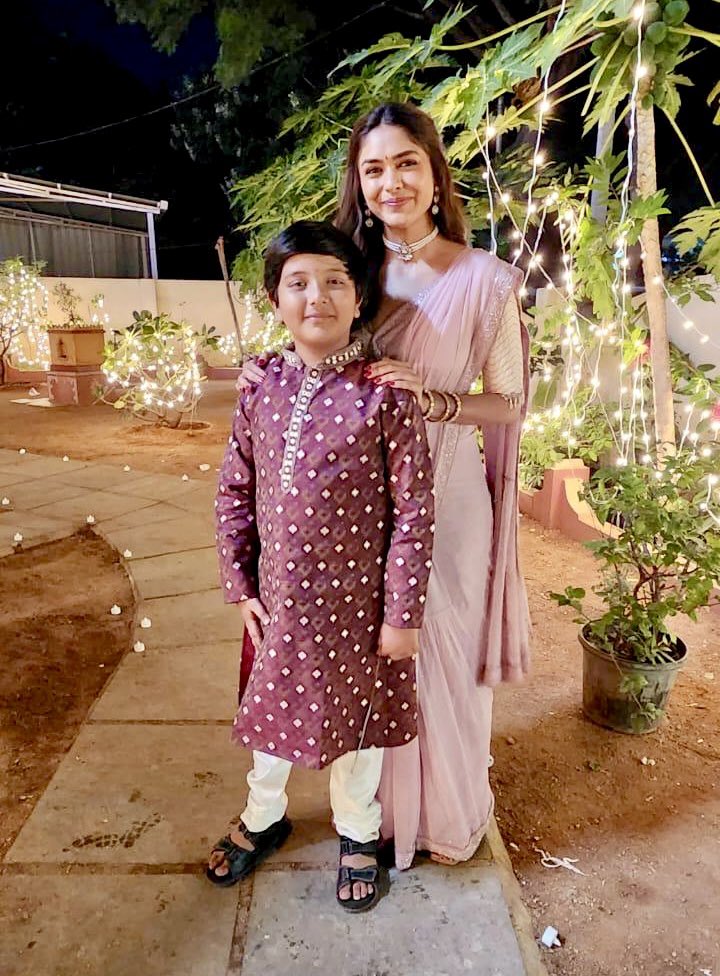 LyricsShyam's tweet photo. My younger son Likhith in #Familystar .. https://t.co/wBQAO3lcJe