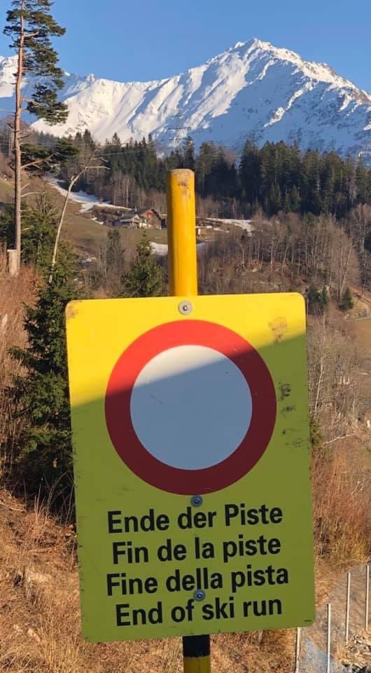 Ende der Piste. Schluss. Aus. Das war‘s dann. Saisonende. 

Gestern war letzter Betriebstag der Bergbahnen am Hasliberg. 😢