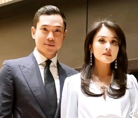 AntarticaSnowWW's tweet photo. Nikah di Disneyland, makan di Eropa, modol di Australi, check kesehatan di Singapore, borong baju di Paris , NYOLONG DUITNYA DI INDONESIA 

Bukan maen 😮‍💨 https://t.co/rr14NPj2Yk