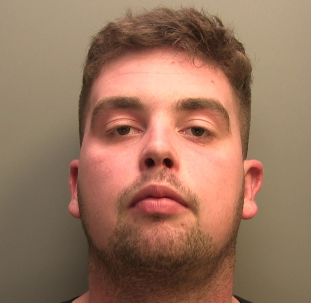 crochetjenny's tweet photo. George Broom from #Ryhall, Ellis Musgrove and Jamie Musgrove both from #Stamford, are wanted in connection with a serious assault.
https://t.co/EPn72f64mL https://t.co/OG6BLbOmGE