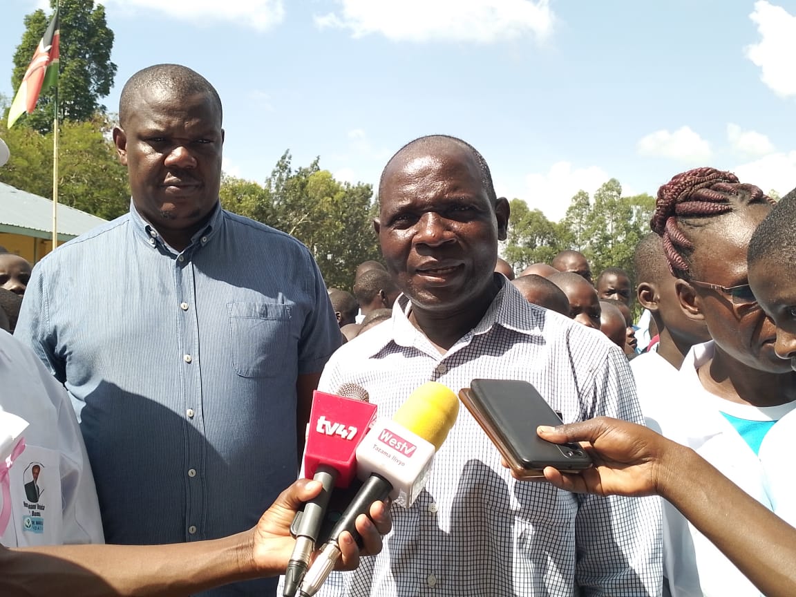 Sombre mood engulf Lunao RC Primary  School  after the Headteacher Mr. Fred Lunani was attacked and killed at his home by unknown  people, this incident  has been condemned  by Bumula MP <a href="/HonWamboka/">Hon Wanami Wamboka</a> who decries high levels of insecurity  in the area @KhendoBreaking <a href="/KhendoSports/">KHENDO FM SPORTS</a>