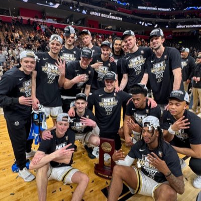 #NewProfilePic Final Four bound, let’s go <a href="/BoilerBall/">Purdue Men's Basketball</a> !!! 💪🏽🏀