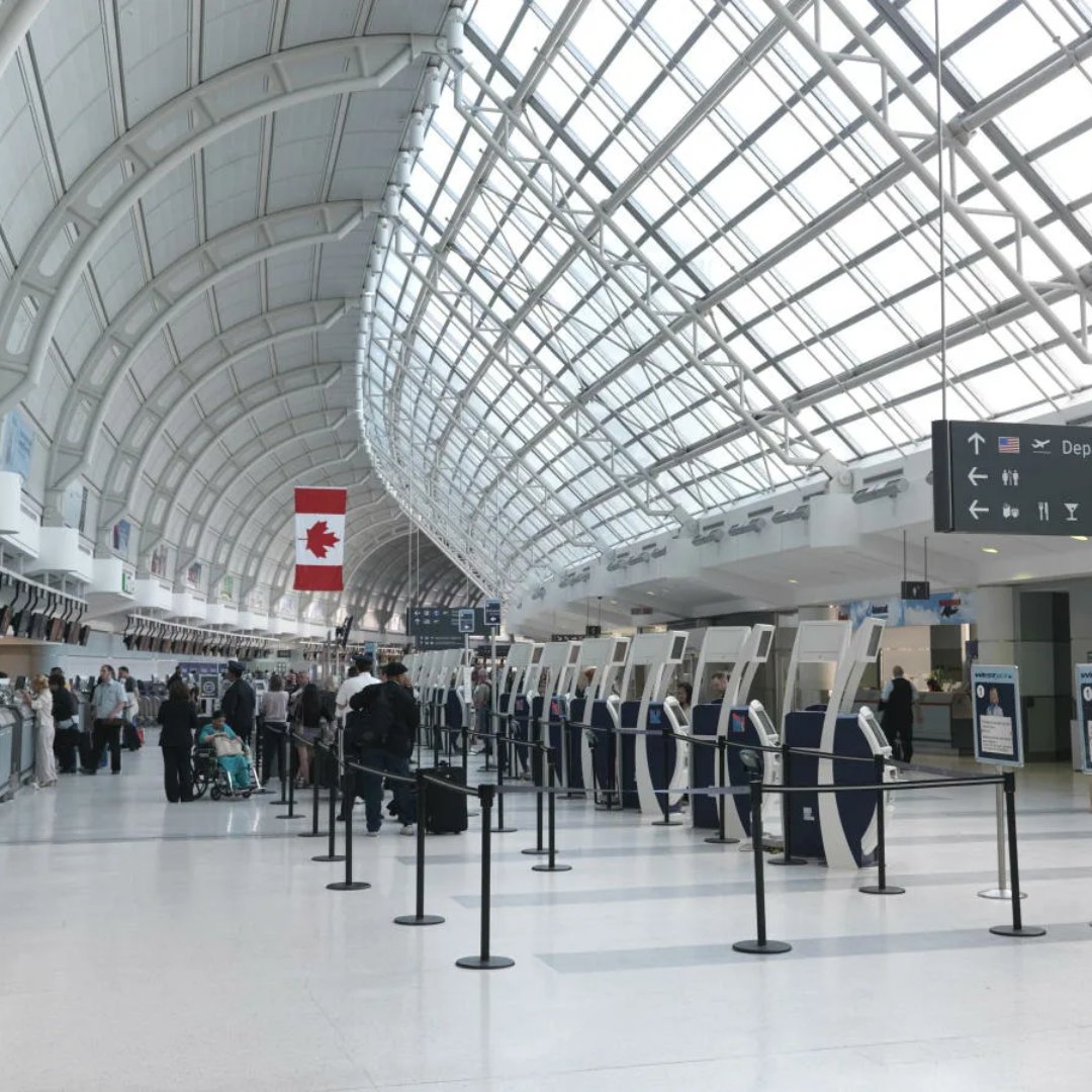 TLVVIP's tweet image. Insider guides uncover Canadian charm - from cozy cafes to scintillating culture.

Experience this dynamic city with absolute ease. Book with TLV VIP now.
Booking request: tlv-vip.com/book-airport-v…
📞 WhatsApp: wa.me/17165995990

#Toronto #Canada🍁 #TLVVIP #LuxuryTravel