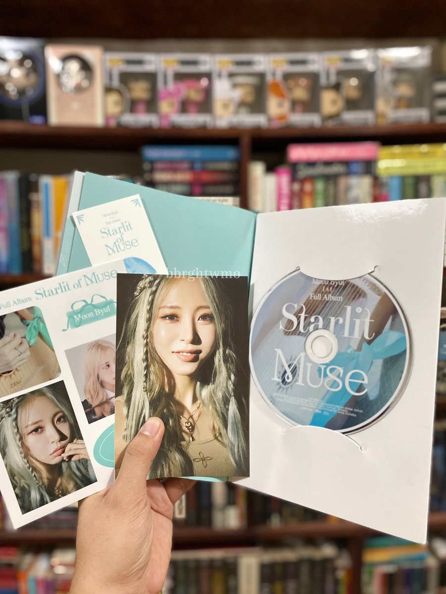 moomultii's tweet photo. Ahhhh!! Moonbyul’s Starlit of Muse is finally here!! Thankyou so much @bluefairyshopph till our next transaction 🩵 #BFSPHFeedbacks https://t.co/5jQQJgEBR5