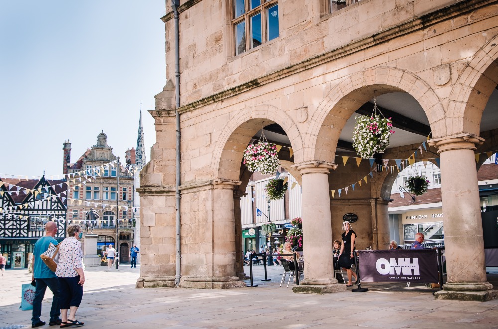 Help #Shrewsbury bloom! 🌸 Orders for summer 2024 hanging baskets are now open. Order by May 31 & enjoy beautiful blooms all season. Details & ordering 🔗 shrewsburybid.co.uk/product/hangin…