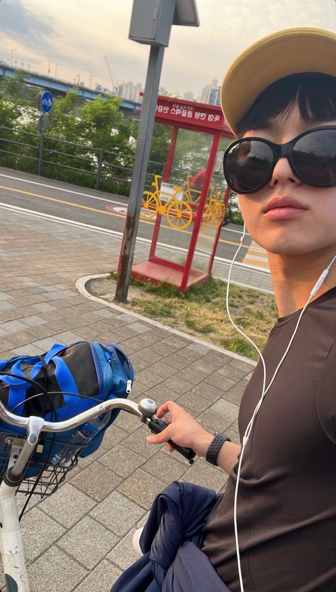 Been busy since the weekdays started.. Now having a time to ride my bicycle. It’s good for relieving stress!