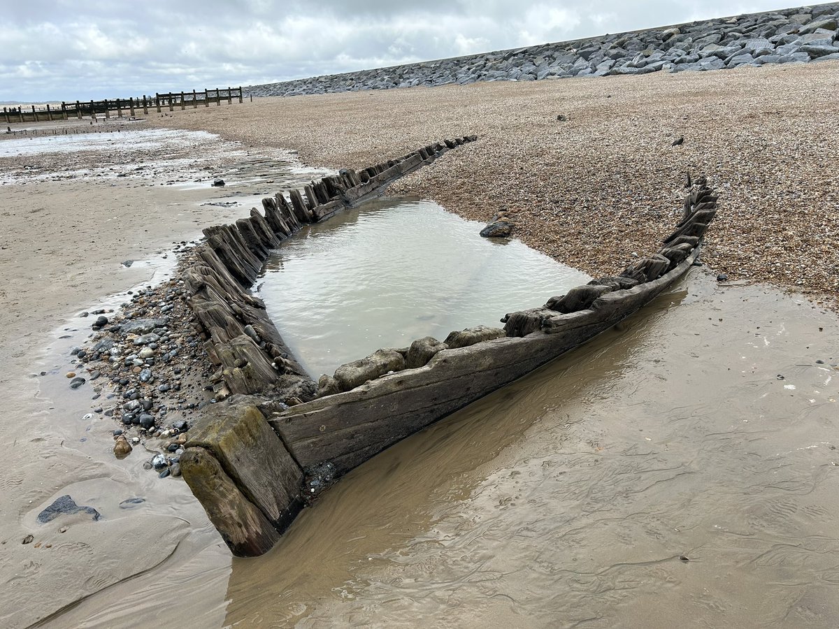 Latest wreck unveiled by the storms and tides at Broomhill Sands. Near to the outfall drain. Any ideas? Much closer to the shore than the more obvious wrecks & further along from the 2016 discovery.