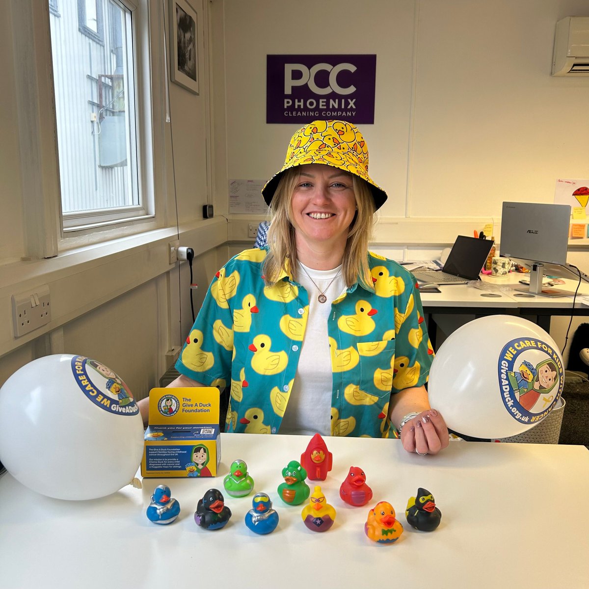 PhoenixPCC1's tweet photo. PCC - RAISING MONEY FOR THE GIVE A DUCK FOUNDATION
If you spot Sophie waddling around Ossett or Wakefield during her journey, be sure to give her a wave and consider donating to this worthy cause here https://t.co/hTIWGnGPIS
#GiveADuckDay #SupportChildrenWithCancer #PCC https://t.co/gJRfdSSHUE