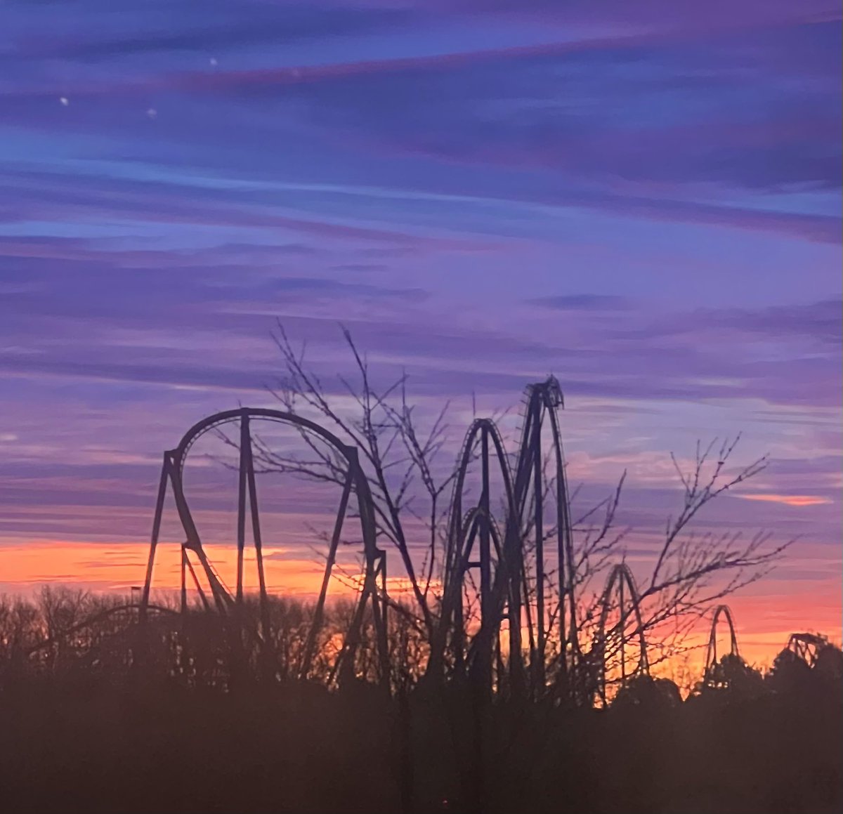 #tuesdayvibe #photography #photographers #photographer #photo #photogram #photographie #photos #thursdayvibes #quotes #quote #quoteoftheday ##sunrise #Rollercoaster 📸 'Life is like a roller coaster. It has its ups and downs. But it's your choice to scream or enjoy the ride'