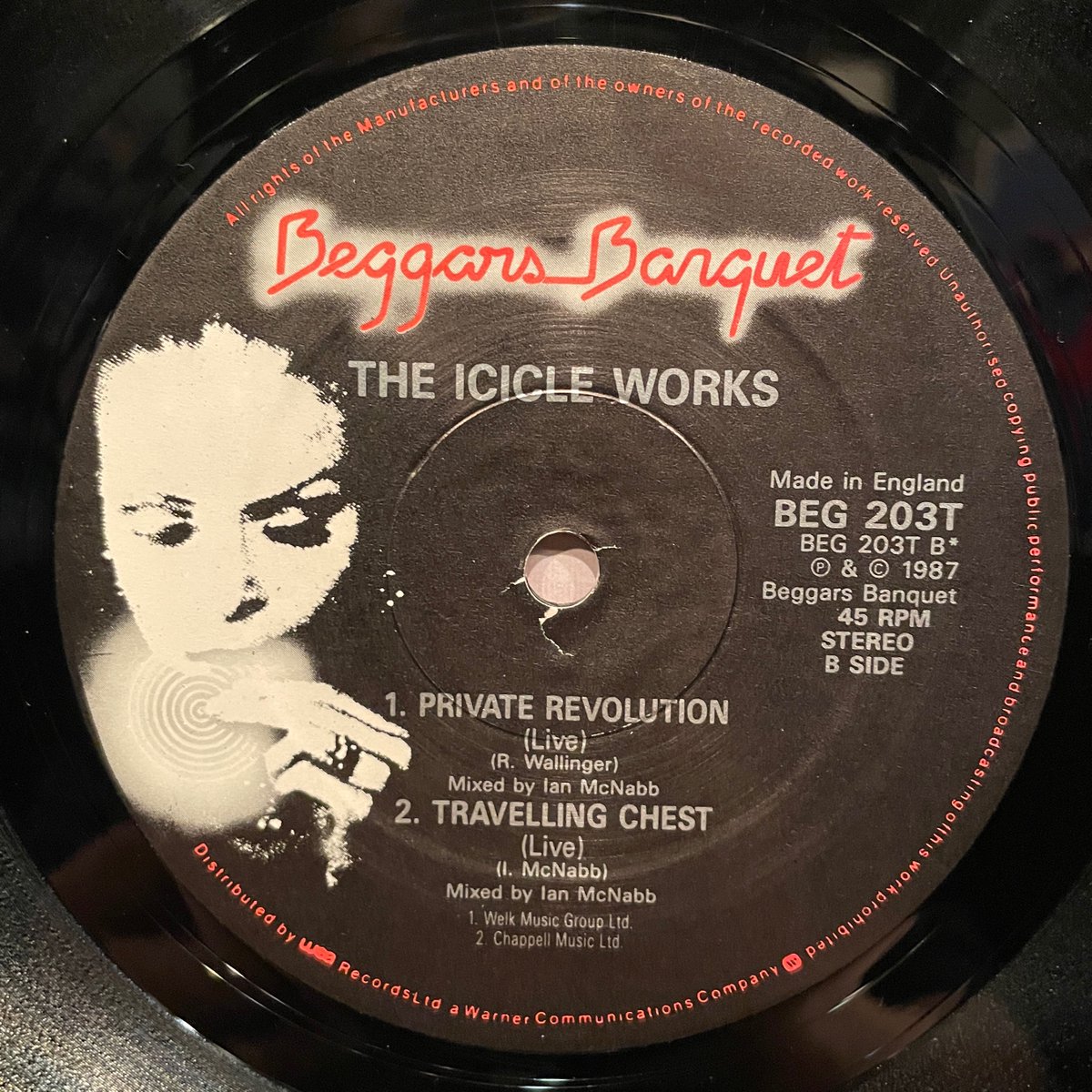 ほな12いこか
THE ICICLE WORKS / High Time [’87 Beggars Banquet --- BEG 203T]
#theIcicleWorks #HighTime #IanMcNabb #TownAndCountryClub #1990london #privaterevolution #worldparty #KarlWallinger #listeningbar #vinylbar #musicbar #レコードバー #mhc02042024
youtube.com/watch?v=3IlR2a…