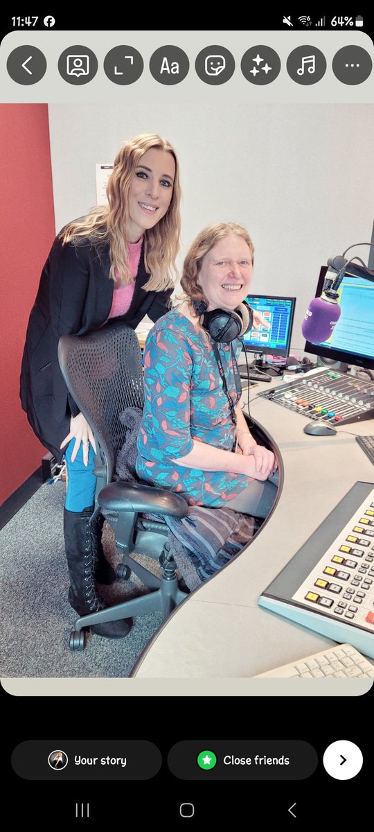 @sarahjgorrell what an honour to be with you this morning 🎗 @BBCSussex #pseudomyxoma #appendixcancerawarness #radio #liveonair #pmpcancer #raceforlife