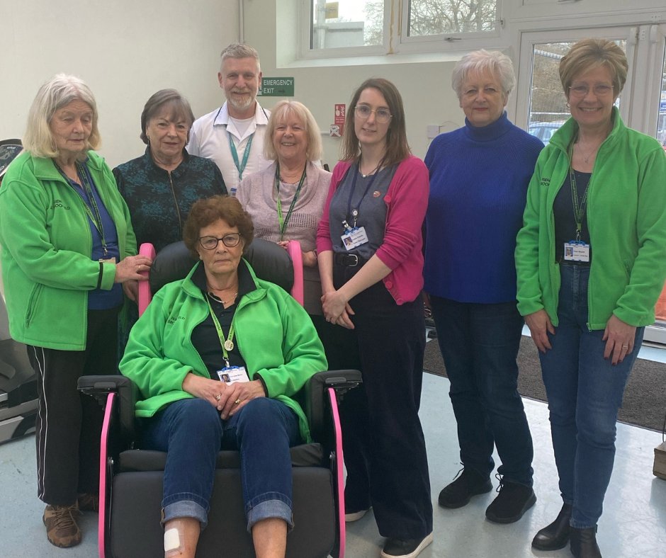 A donation of two specialist chairs from voluntary group Friends at Broomfield has been made in memory of their longest serving volunteer and dear friend Barbara Coupe. Read more: ow.ly/XTly50R407V #FriendsAtBroomfield #BroomfieldHospital #Broomfield