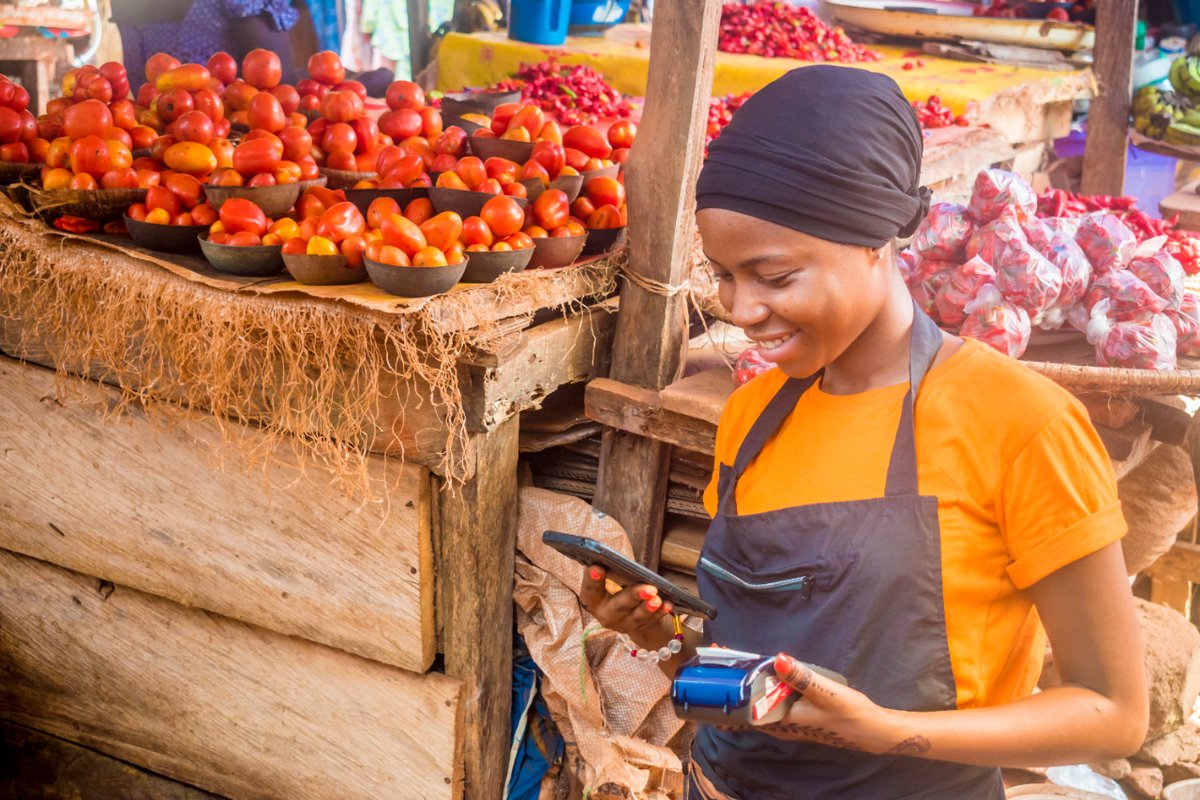 🌍 Enhancing agriculture & embracing digital innovation are vital for the evolving job market in #Africa. Read our policy review with insights from 🔟 countries on youth employment & entrepreneurship, uncovering challenges, skill gaps & opportunities  👉🏿 bit.ly/48ijypl